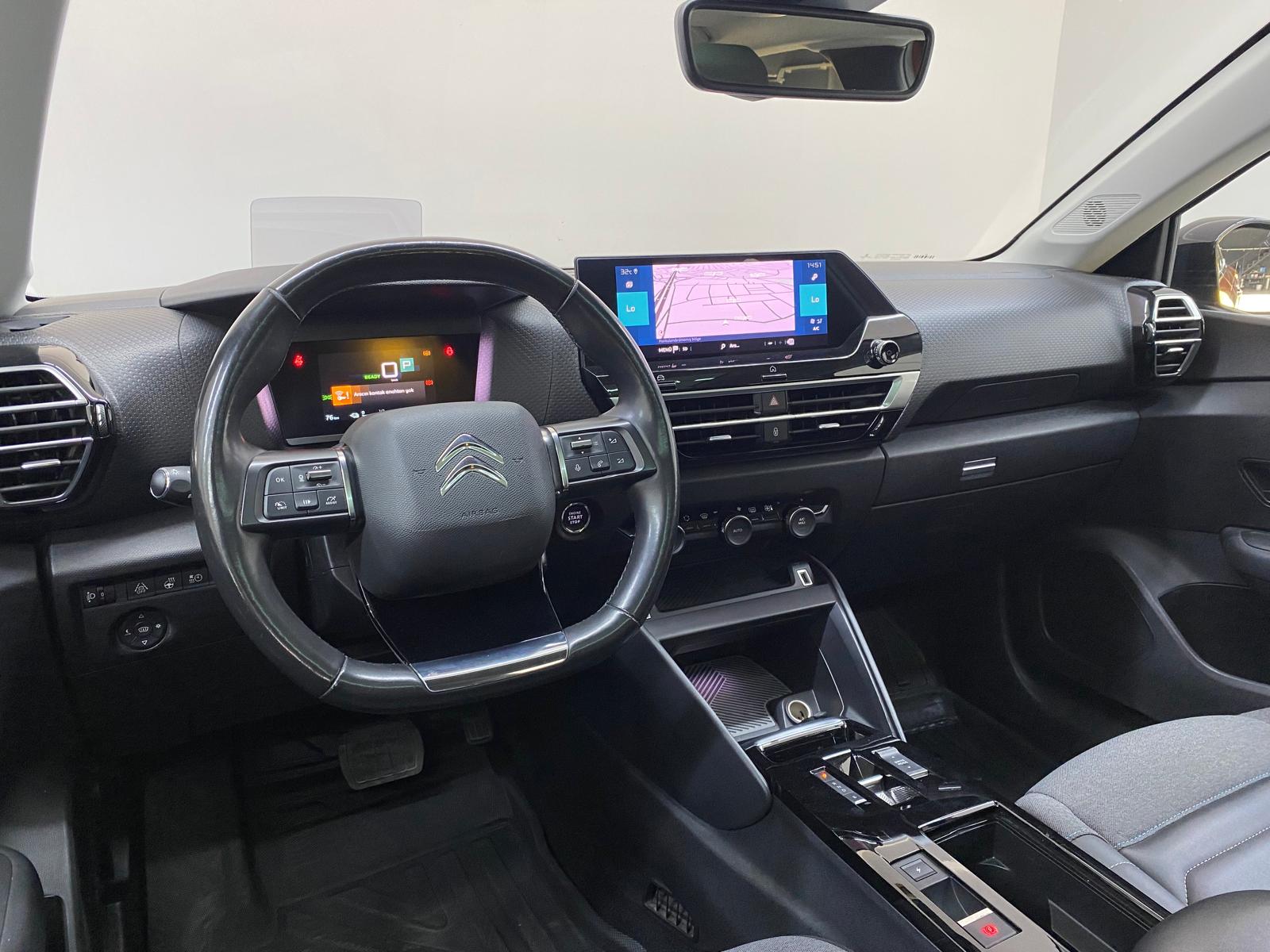 CITROEN E-C4 21